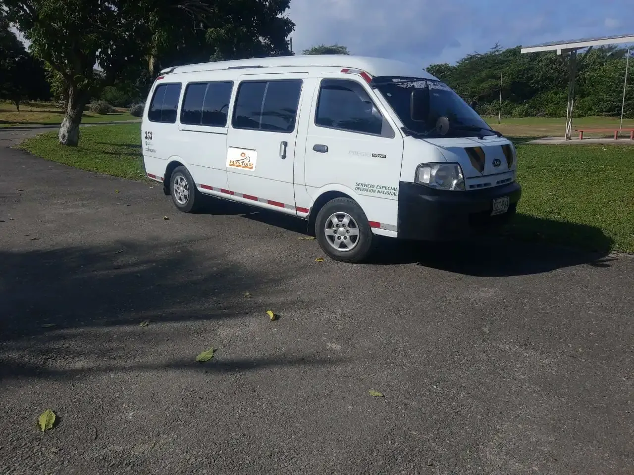 Vans 11 pax 2