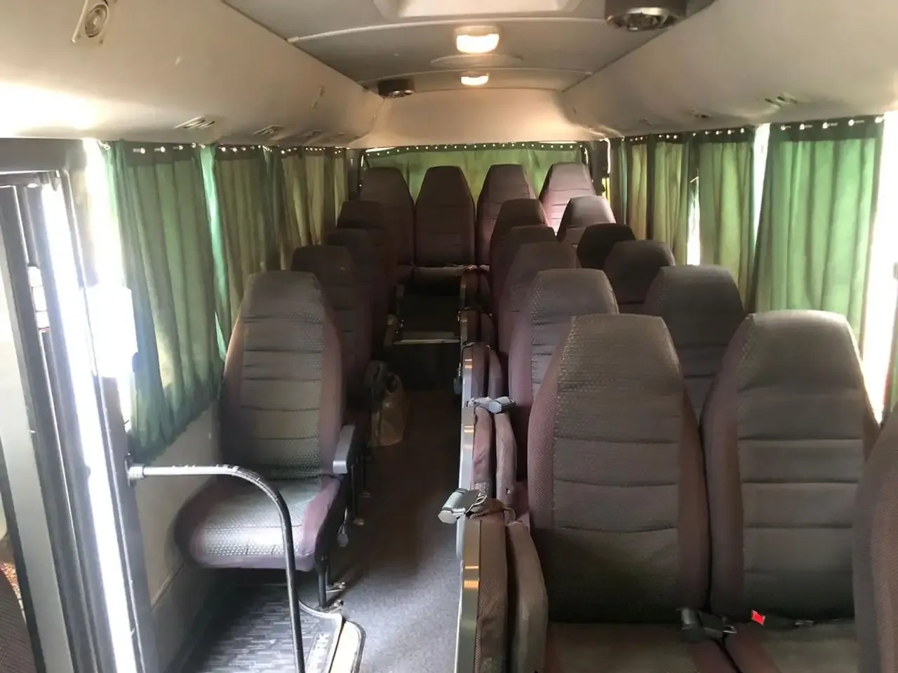 Buseta 23 pax 2